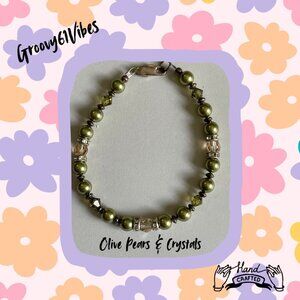 Olive - Handcrafted Austrian Pearls and Crystal Beads Bracelet Jewelry
